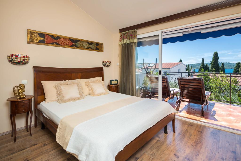 Villa Em Trogir Exterior foto