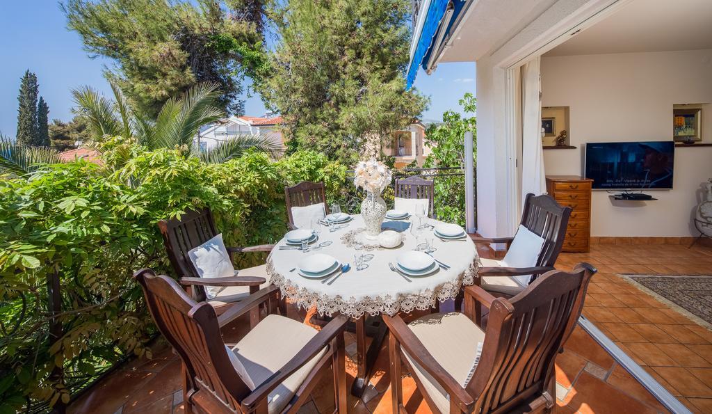 Villa Em Trogir Exterior foto